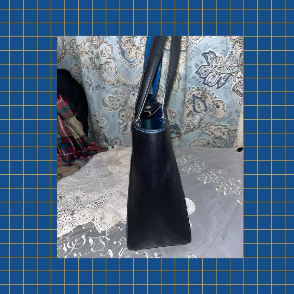 Vegan Shoulder Tote Manmade materials - Picture 3 of 10